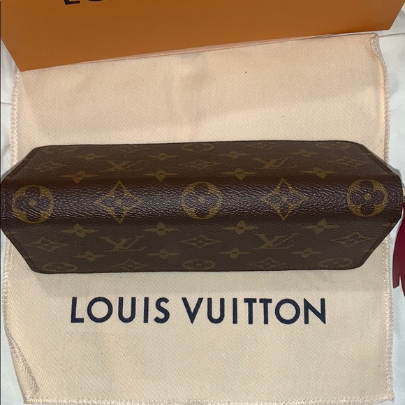 ❌SOLD❌ Louis Vuitton Clemence Wallet - Picture 9 of 12